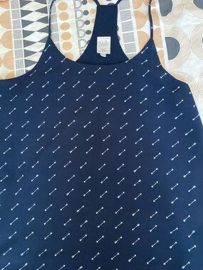 twik Navy Arrow-Print Racerback Tank